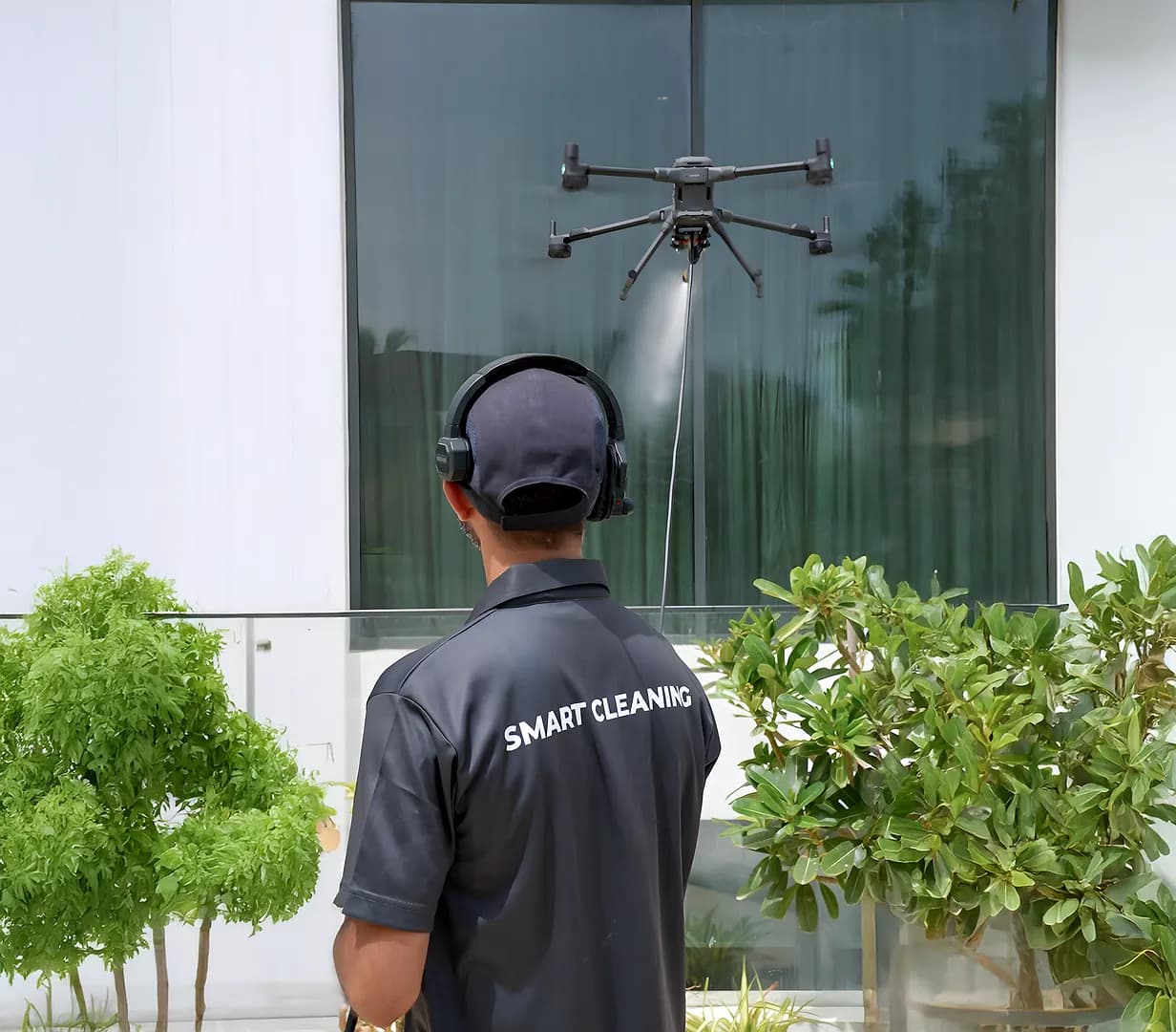Drone Facade Cleaning