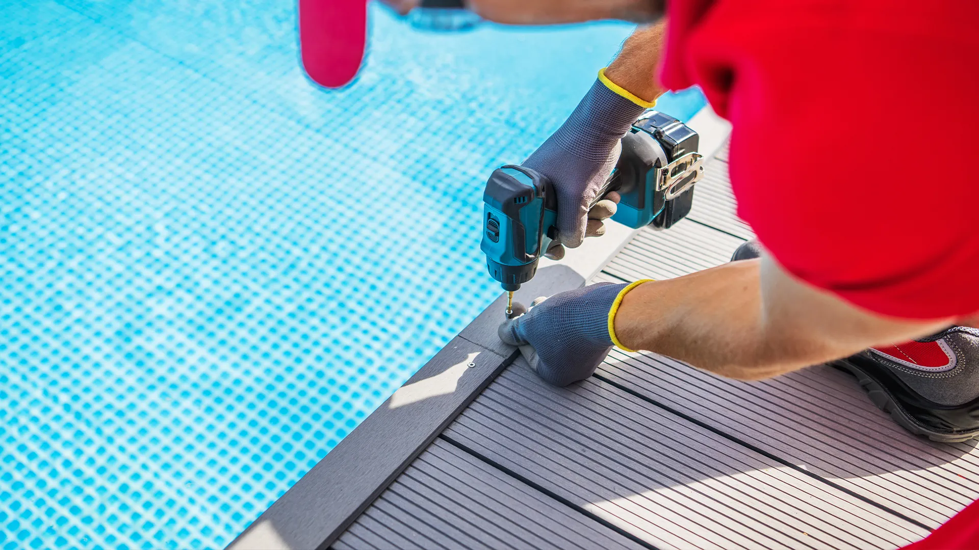 Swimming Pool Maintenance & Cleaning